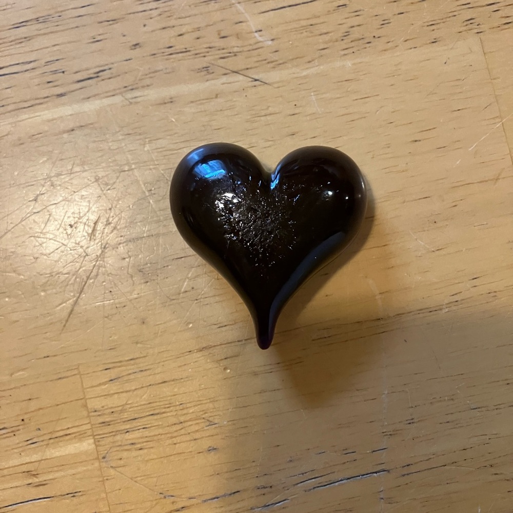 Handmade resin heart magnet